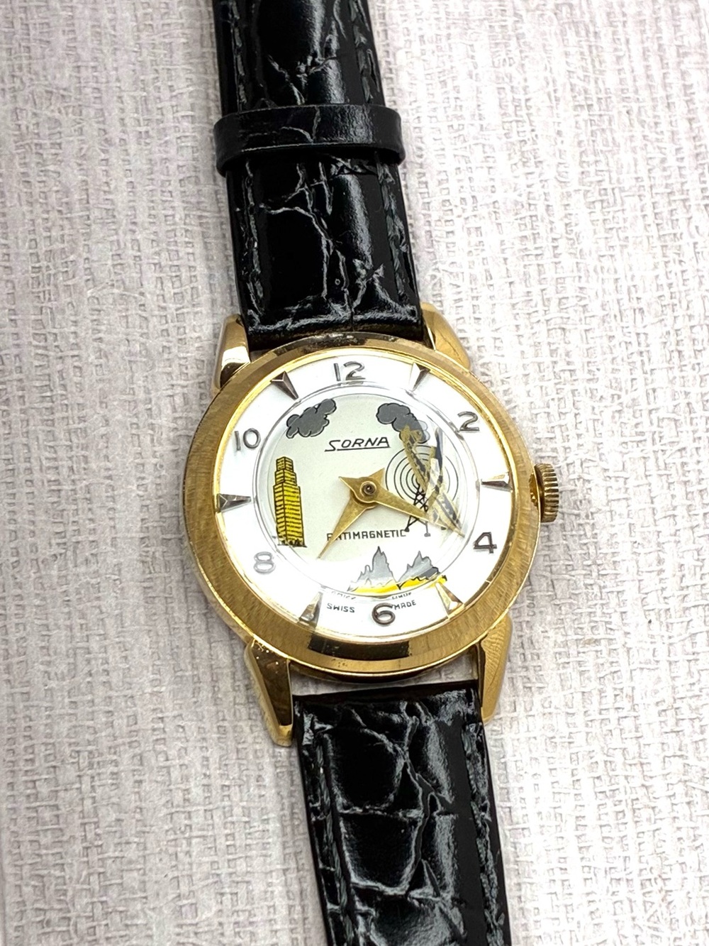 Vintage 1960s Sorna Swiss "Mystery Dial" Mechanical Watch